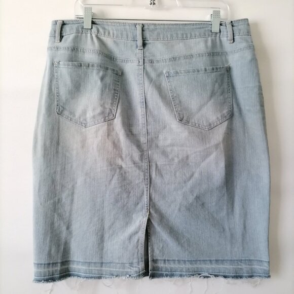D. Jeans Womens Sky Blue Light Wash Denim Knee Length Straight Skirt Size S - Picture 4 of 6